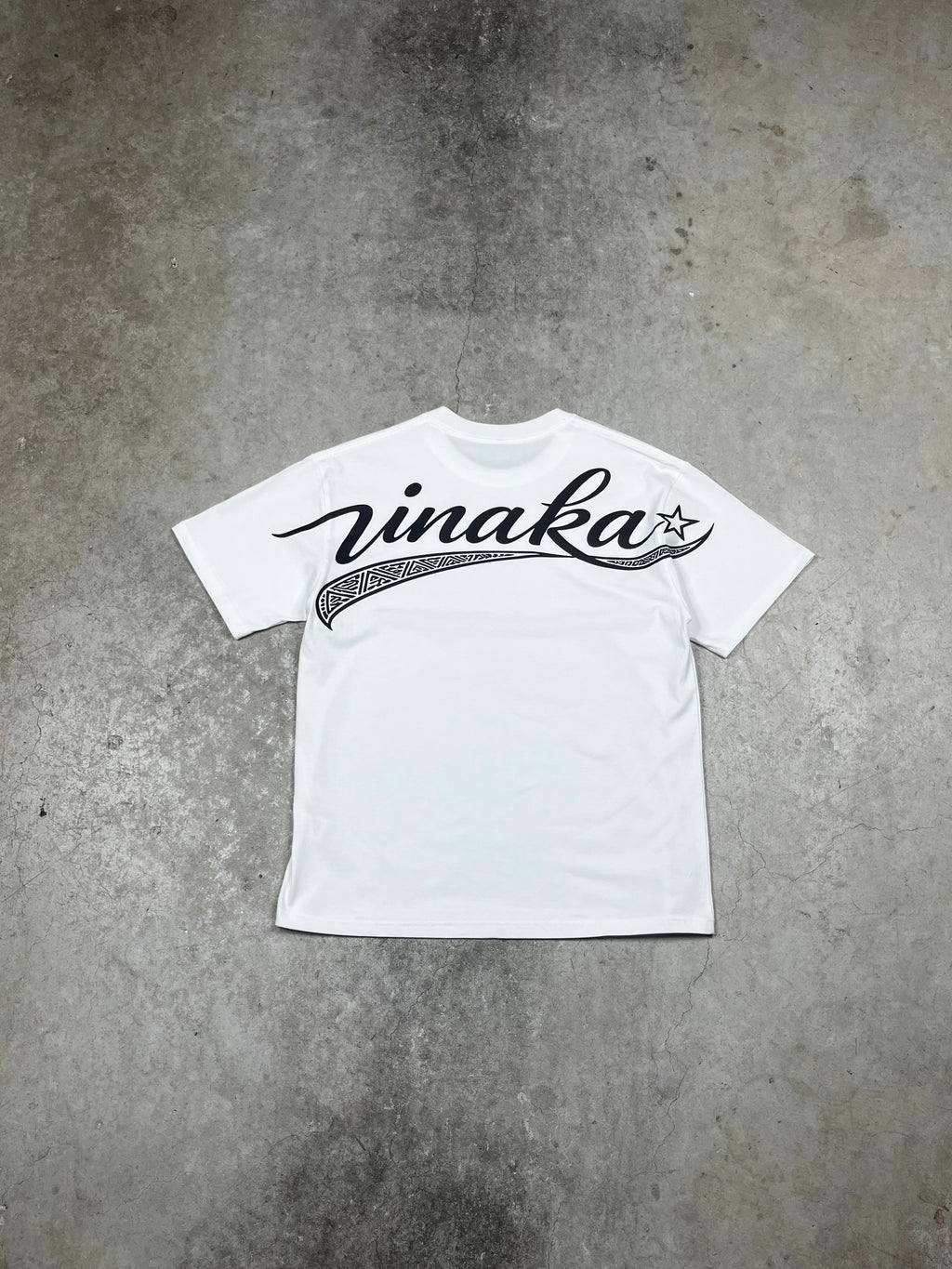 VINAKA™ Boxy Graphic Tee - White