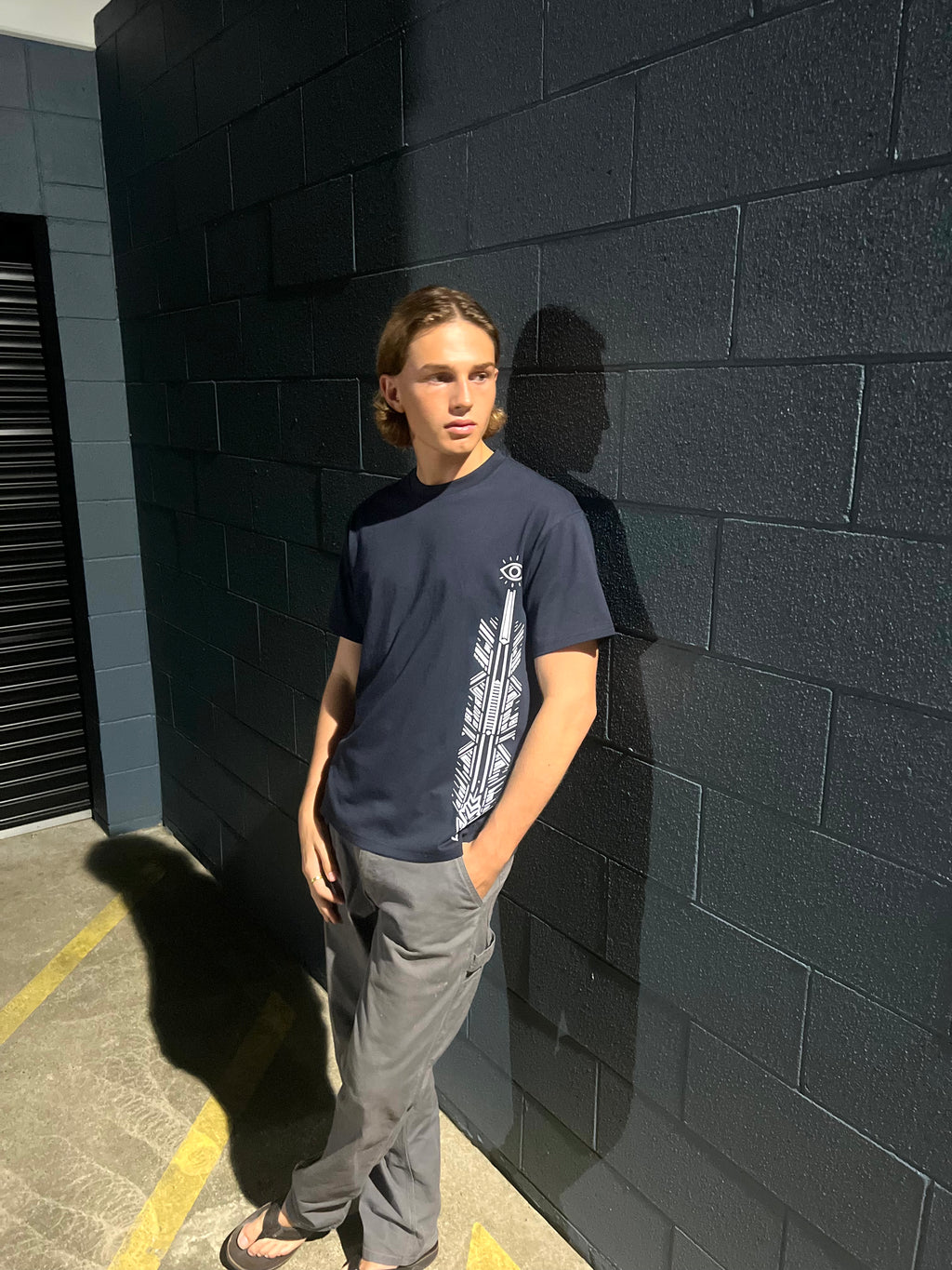 VINAKA™ Boxy Graphic Tee - Navy
