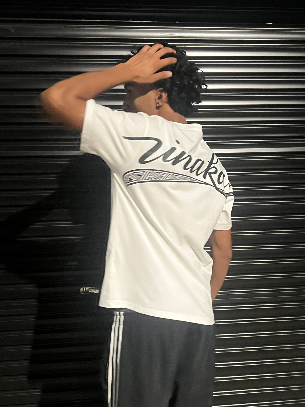 VINAKA™ Boxy Graphic Tee - White